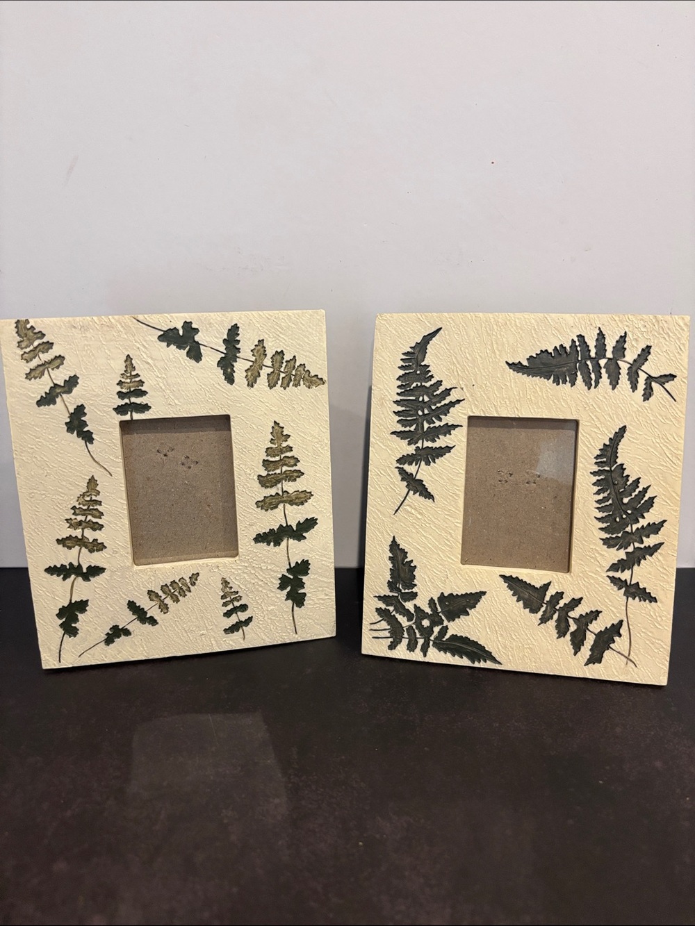 Kami Brand Handmade Paper Fern Photo Frames - Matching Set of 2